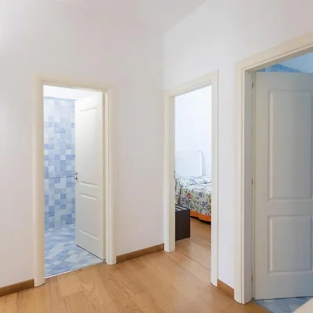 Holiday home Trilocale Corso Italia 21 Piano Terra Con Spazio Esterno